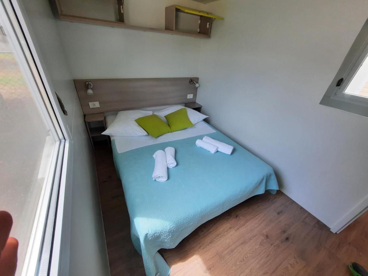 Kamp Rujno Hotel Starigrad Paklenica Exterior foto