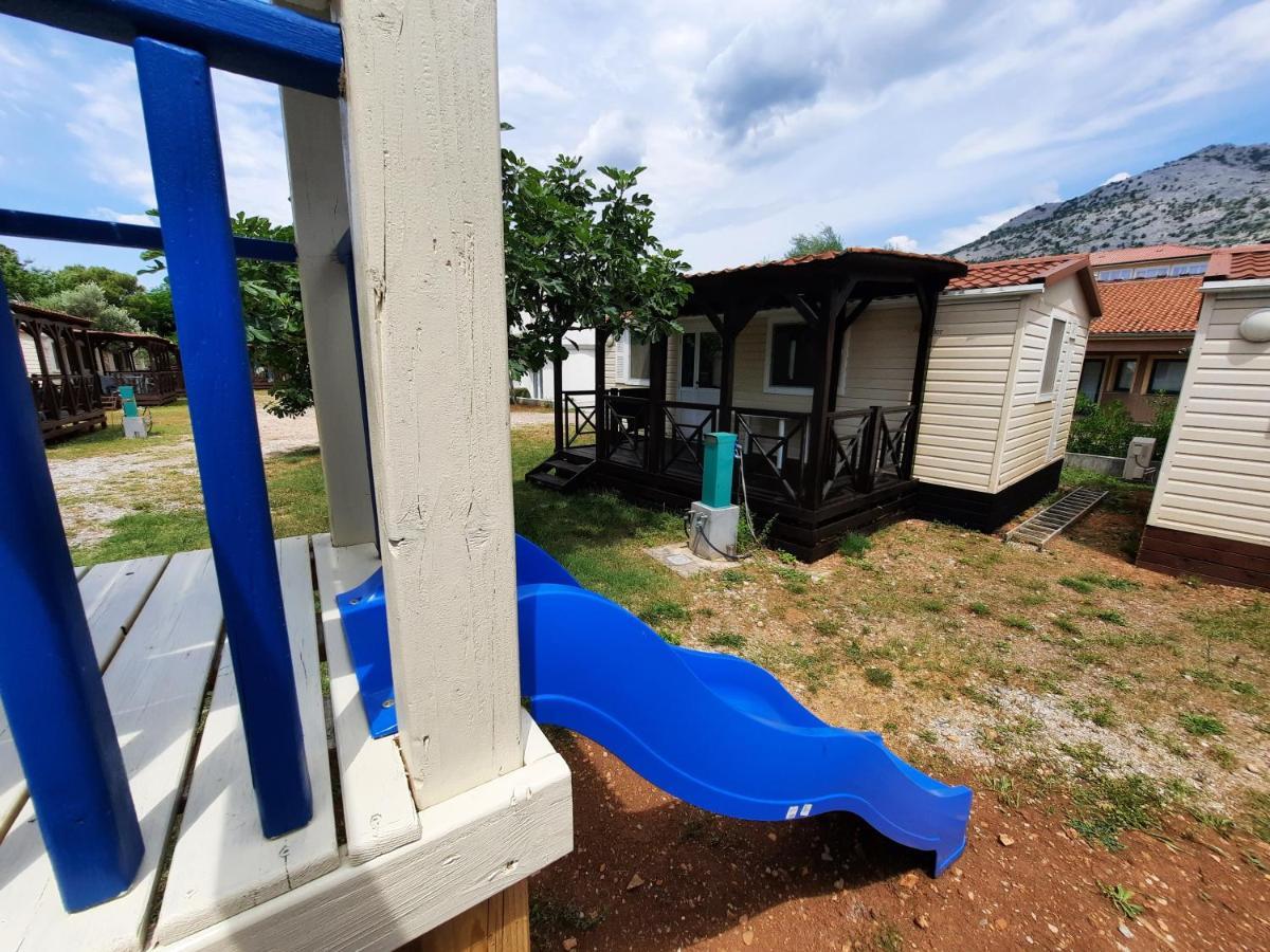 Kamp Rujno Hotel Starigrad Paklenica Exterior foto