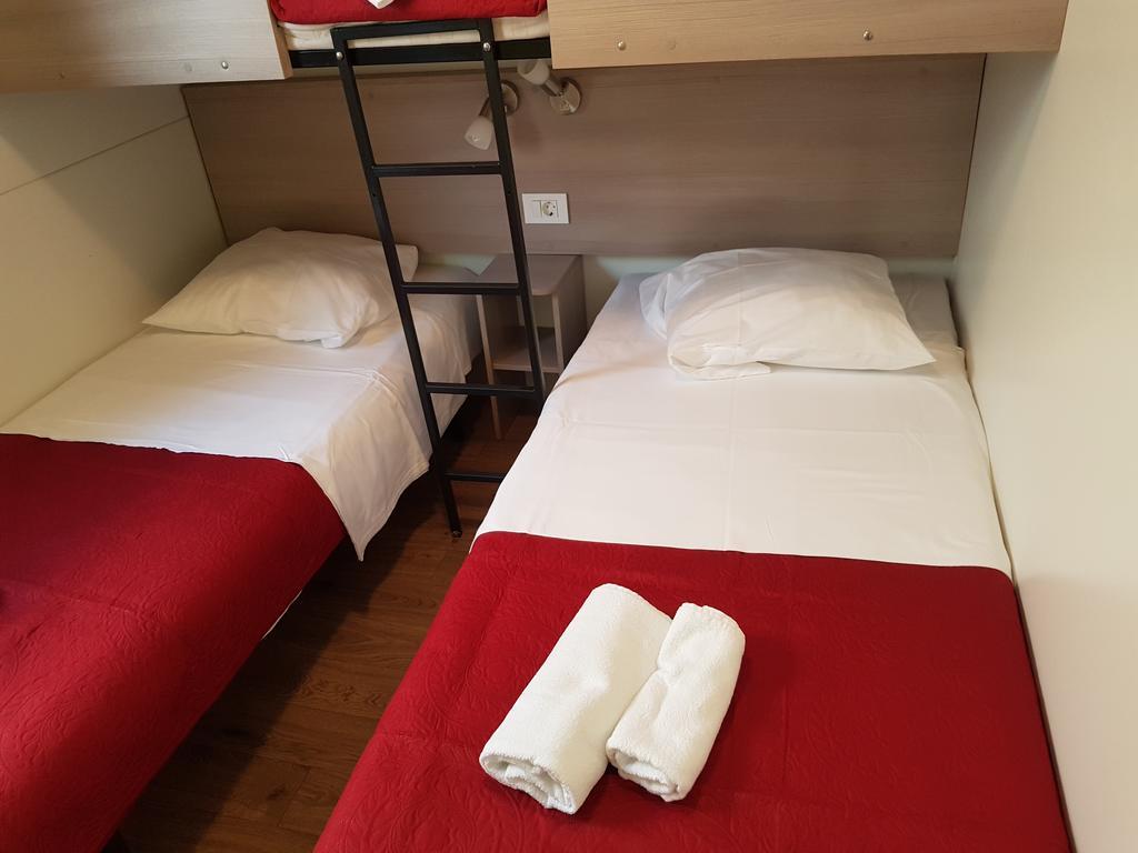 Kamp Rujno Hotel Starigrad Paklenica Exterior foto