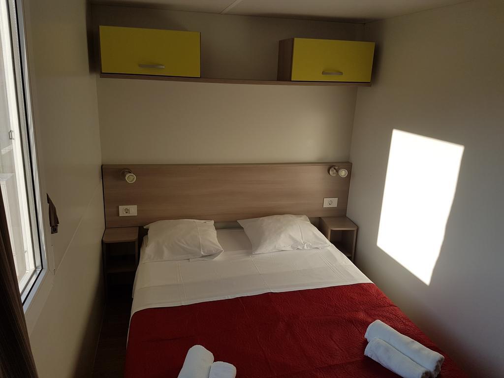Kamp Rujno Hotel Starigrad Paklenica Exterior foto